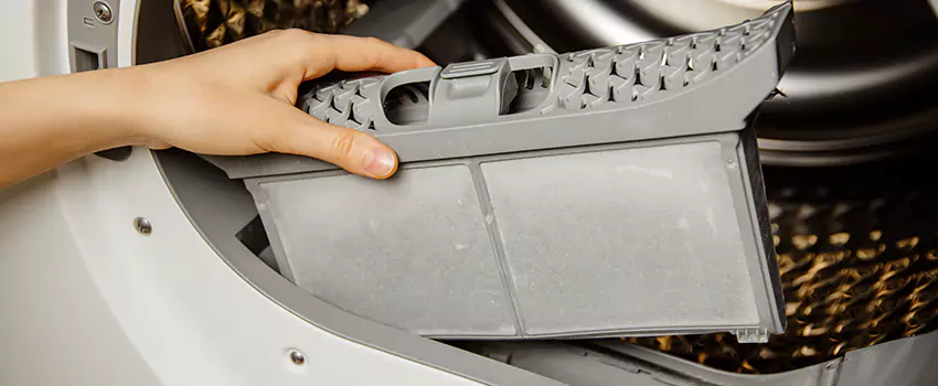 Signs Of A Clogged Dryer Lint Trap in Arbutus, Maryland